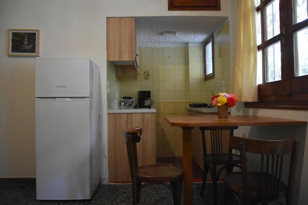 Tasos Seagull Apartments Hriszí Aktí Haniá Kültér fotó