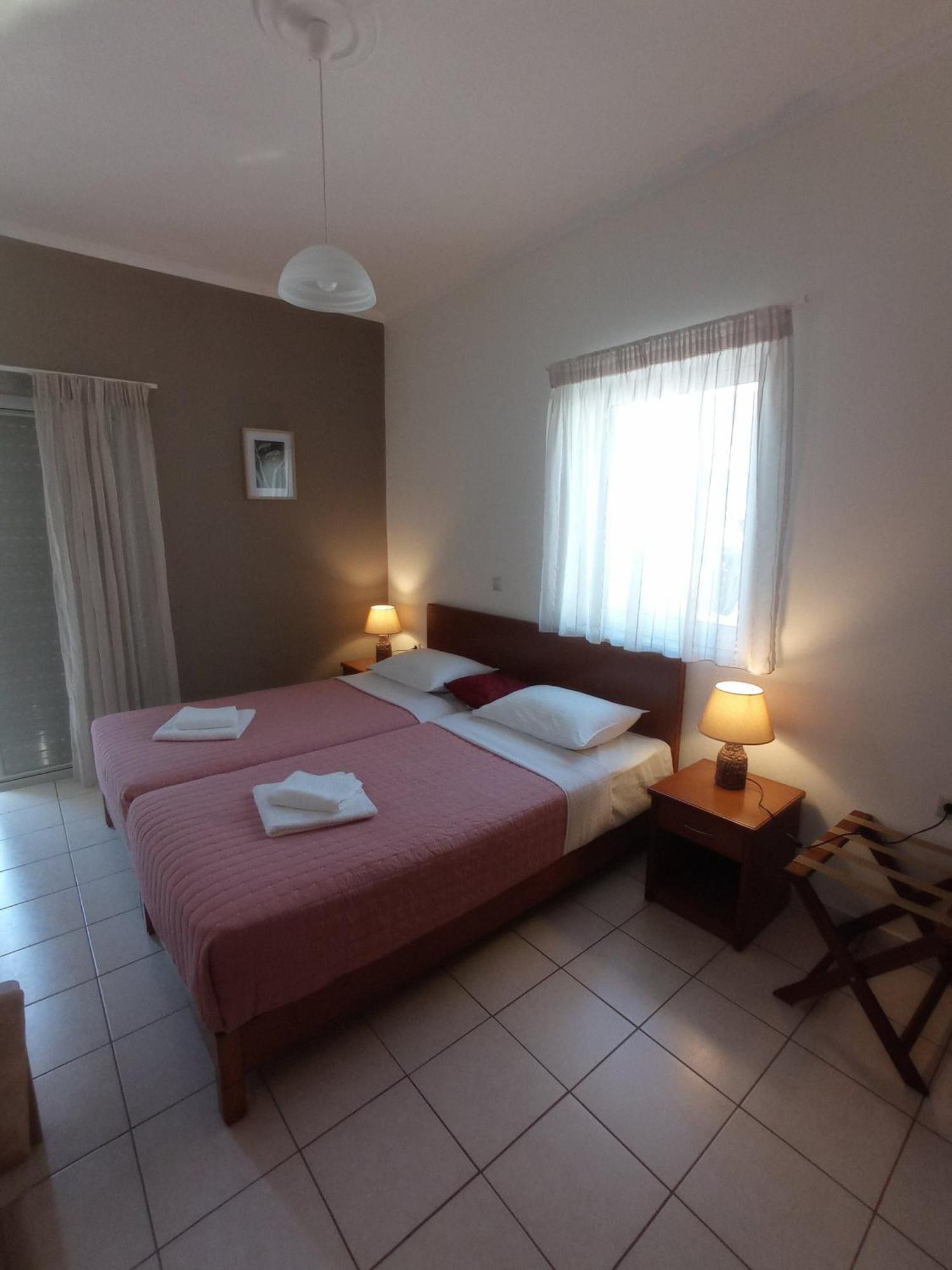 Tasos Seagull Apartments Hriszí Aktí Haniá Kültér fotó