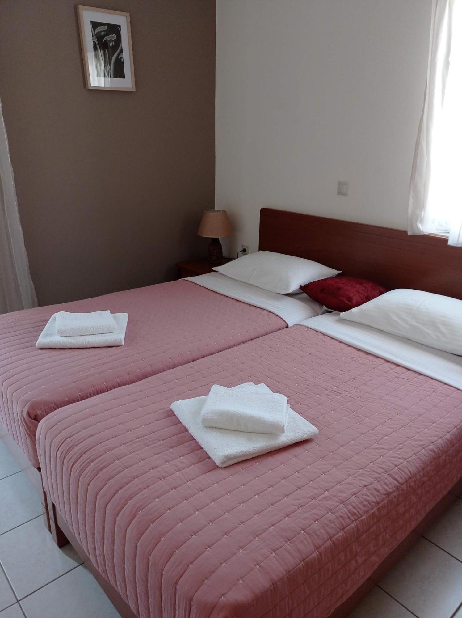 Tasos Seagull Apartments Hriszí Aktí Haniá Kültér fotó